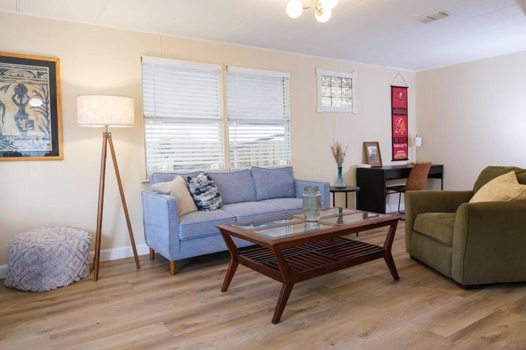 House Near Tampa Zoo And Busch Gardens, Free High Speed Wifi Villa Екстериор снимка