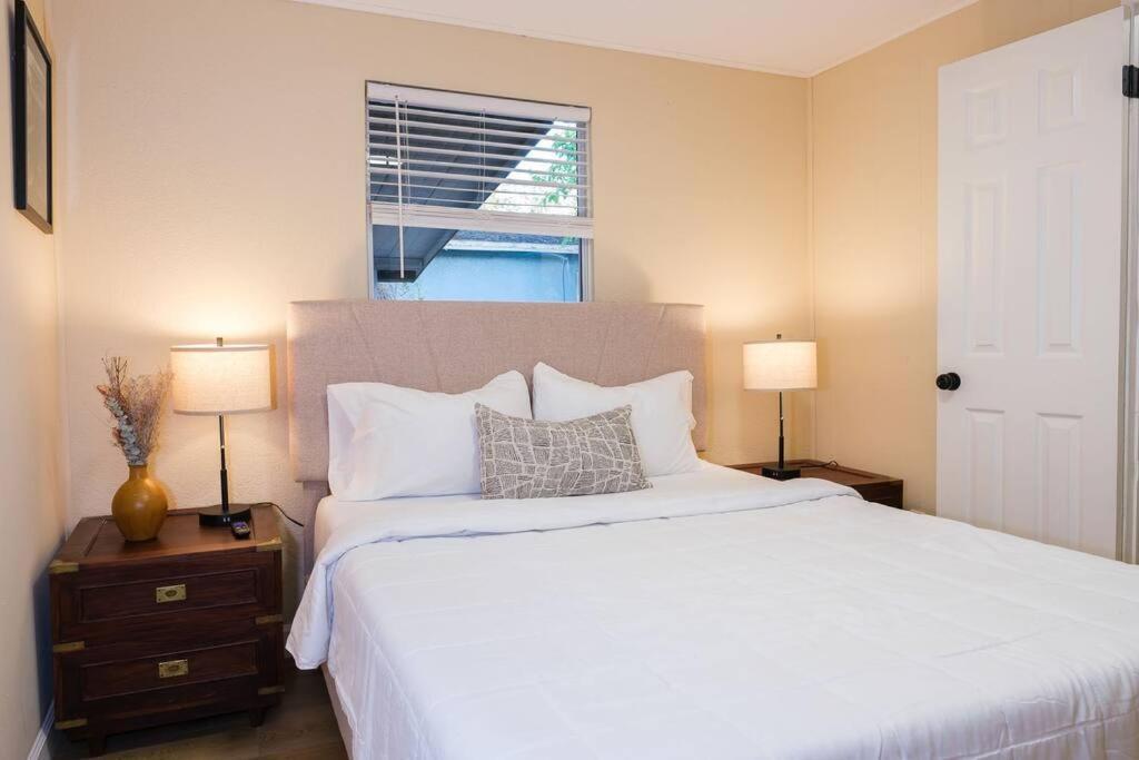 House Near Tampa Zoo And Busch Gardens, Free High Speed Wifi Villa Екстериор снимка